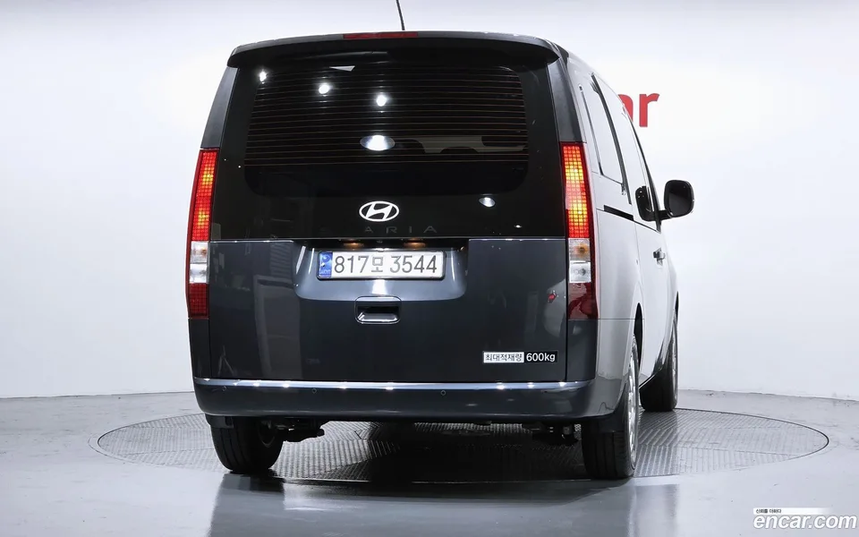 Hyundai Staria L3.5 5 2024 — thumbnail 4