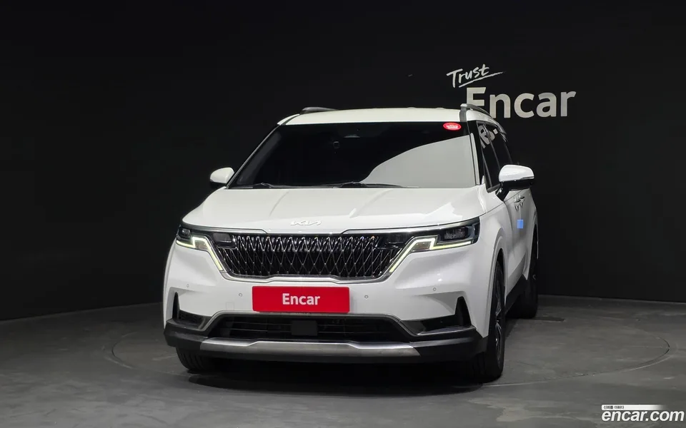 Kia Carnival 9 2022 — thumbnail 3