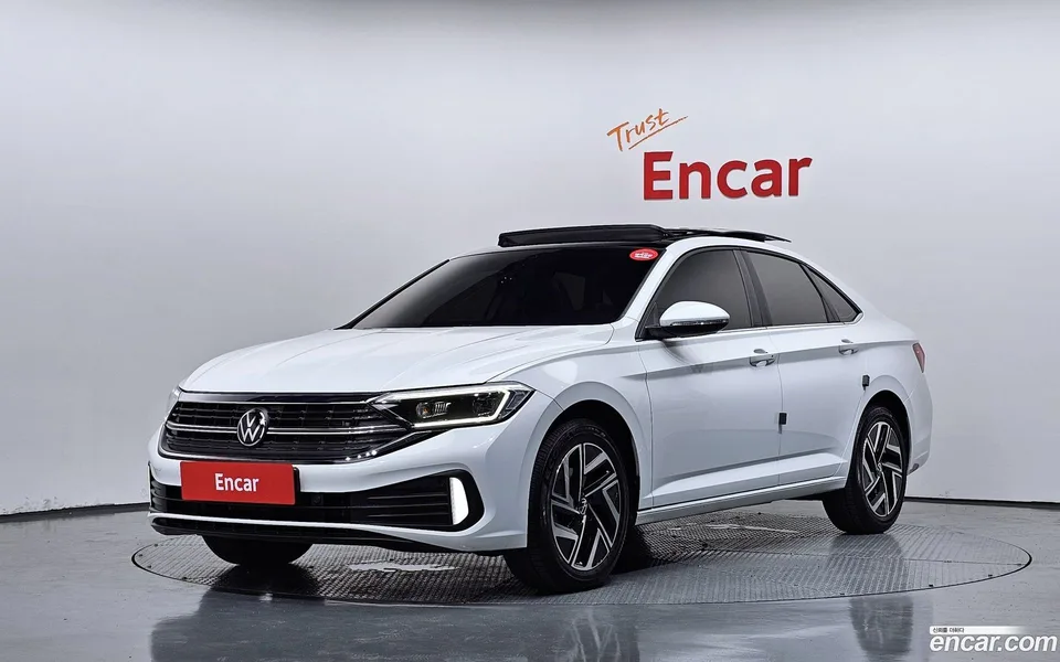 Volkswagen Jetta 1.5 TSI 2024 — photo 1, buy with delivery to Moscow