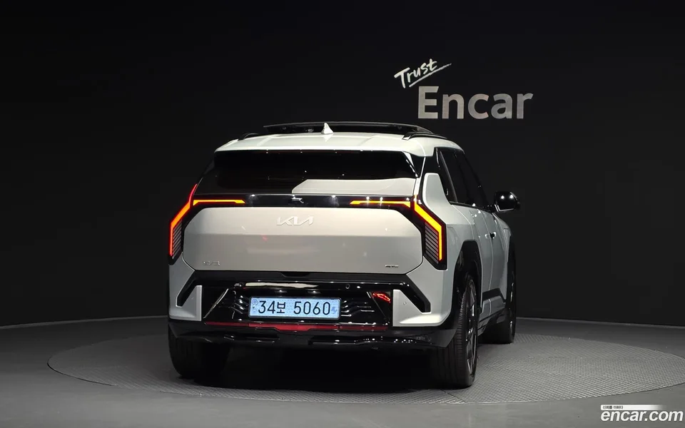 Kia EV3 2WD 2024 — thumbnail 4