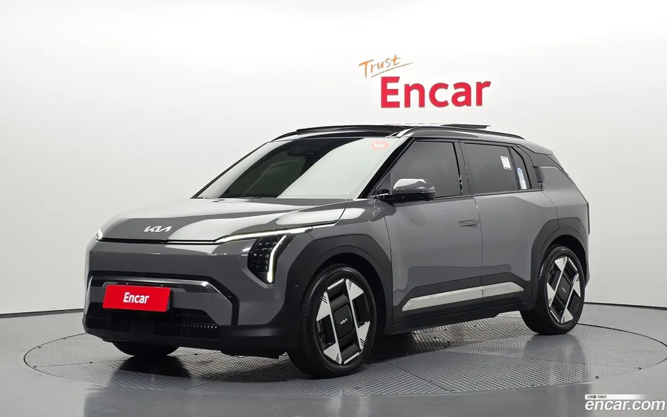 Kia EV3 2WD 2024 — photo 1, buy with delivery to Moscow