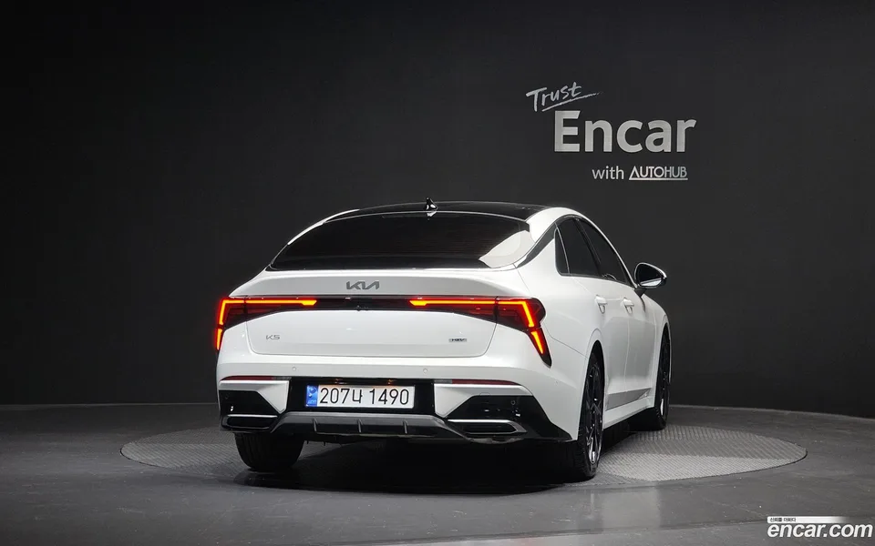 Kia K5 Hybrid 2024 — thumbnail 4