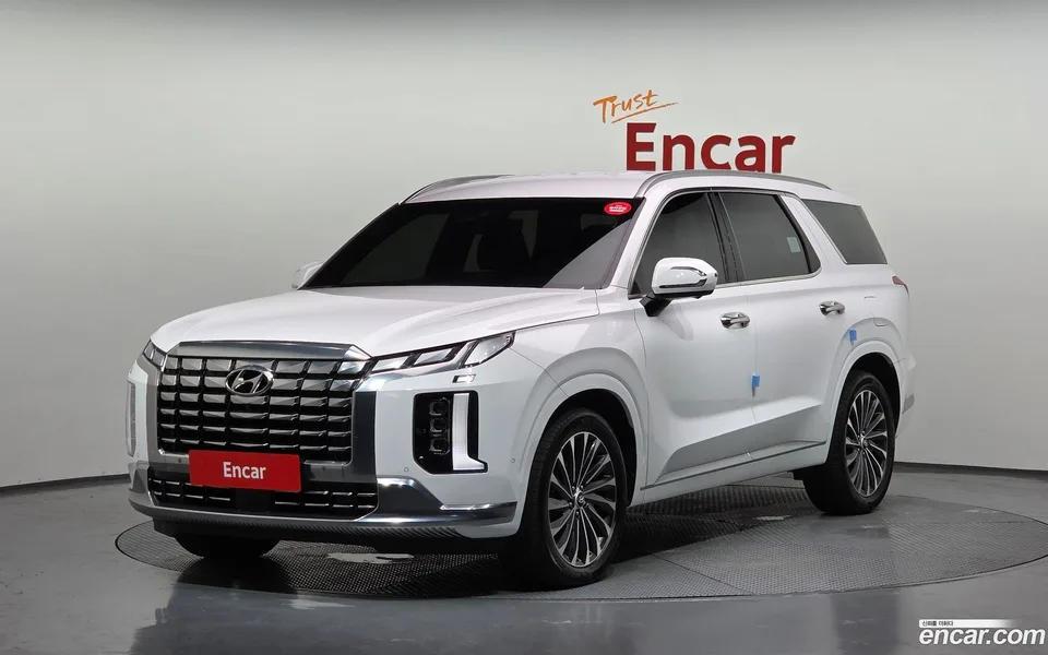 Hyundai Palisade 2.2 2WD 2023 — photo 1, buy with delivery to Moscow