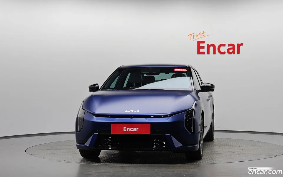 Kia EV4 2WD 2025 — thumbnail 3