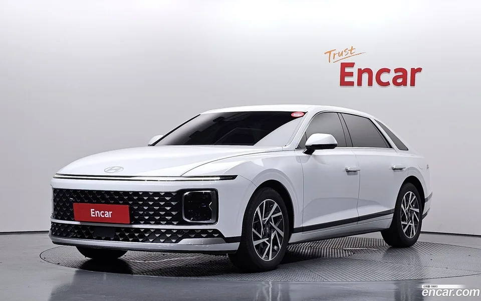 Hyundai Grandeur 2.5 2WD 2025 — photo 1, buy with delivery to Moscow