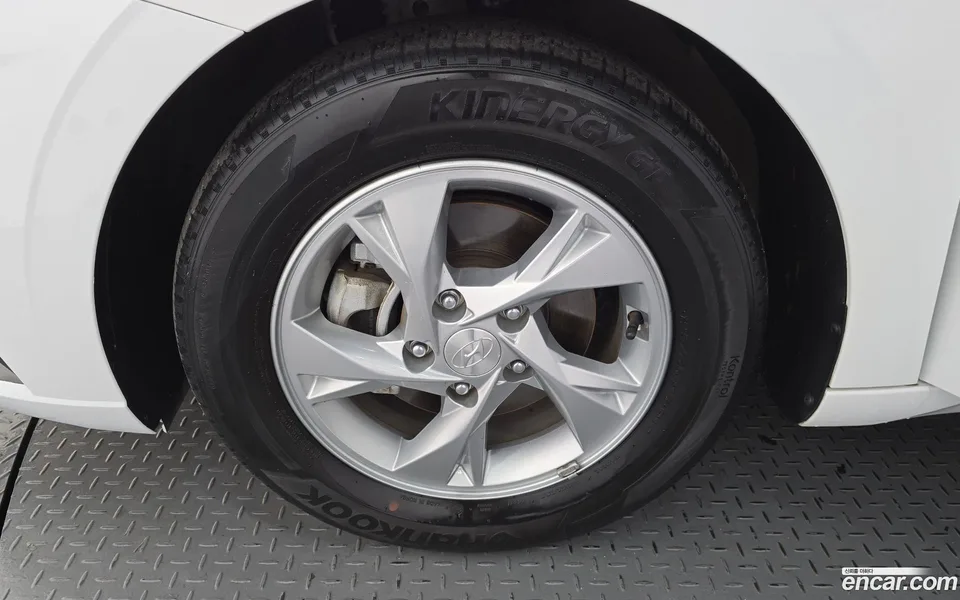Hyundai Avante 1.6 2023 — thumbnail 2