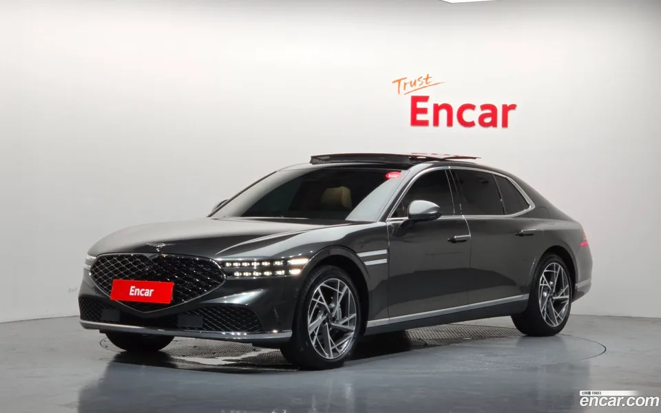 Genesis G90 3.5 AWD 2022 — photo 1, buy with delivery to Moscow