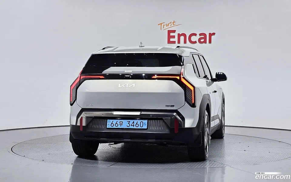 Kia EV3 2WD 2024 — thumbnail 4