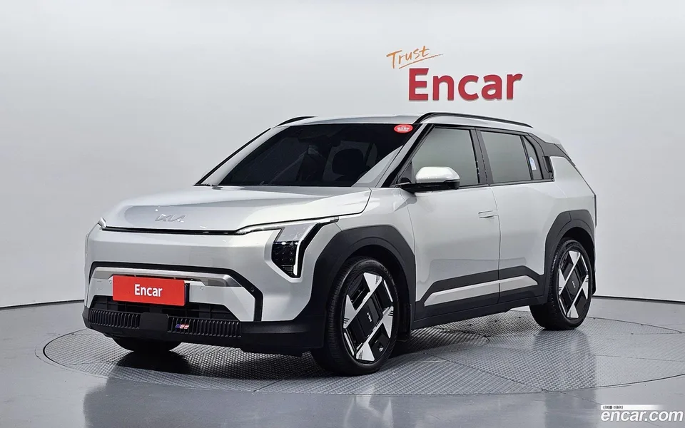 Kia EV3 2WD 2024 — photo 1, buy with delivery to Moscow