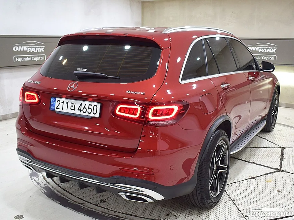 Mercedes-Benz GLC-Class GLC300 4MATIC 2022 — thumbnail 3