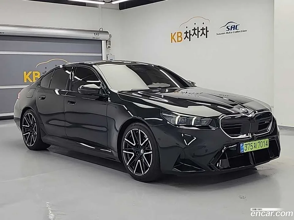 BMW M5 M5 2025 — thumbnail 4