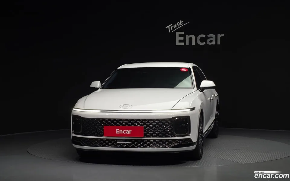 Hyundai Grandeur Hybrid 2023 — thumbnail 3