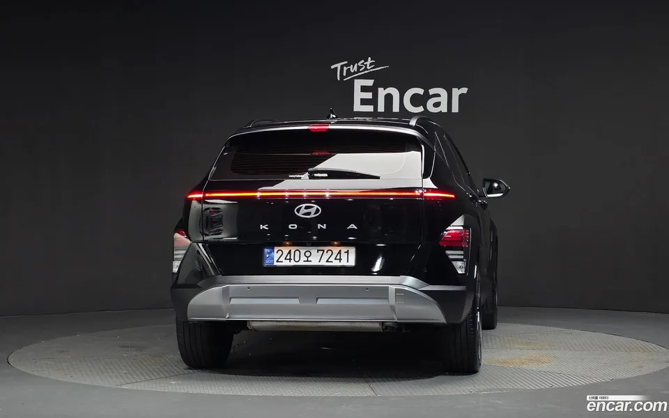 Hyundai Kona 2.0 2WD 2023 — thumbnail 4