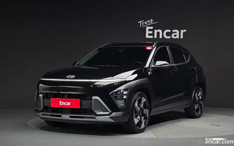 Hyundai Kona 2.0 2WD 2023 — photo 1, buy with delivery to Moscow