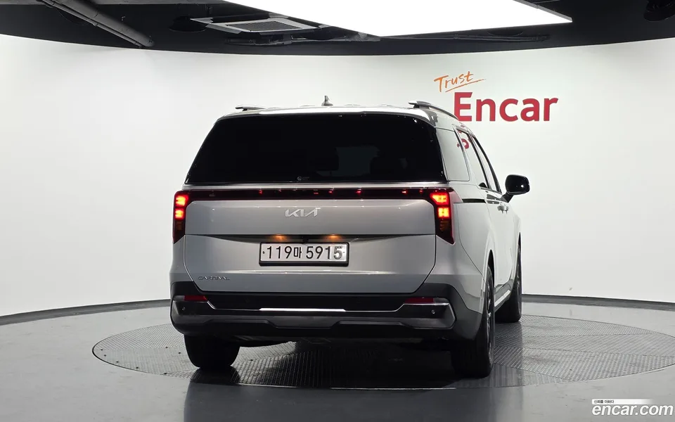 Kia Carnival 9 2025 — thumbnail 4