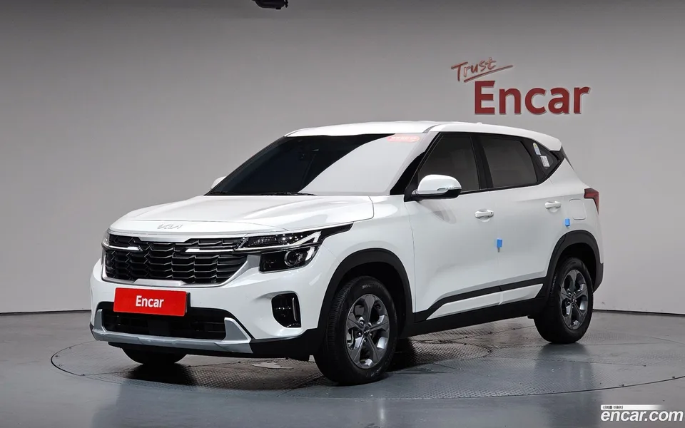 Kia Seltos 1.6 2WD 2025 — photo 1, buy with delivery to Moscow