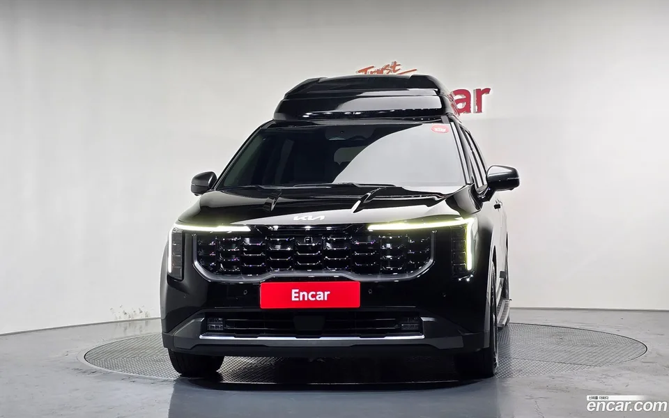 Kia Carnival 9 2024 — thumbnail 3