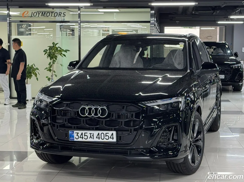 Audi Q7 (4M) 55 TFSI 2026 — photo 1, buy with delivery to Moscow