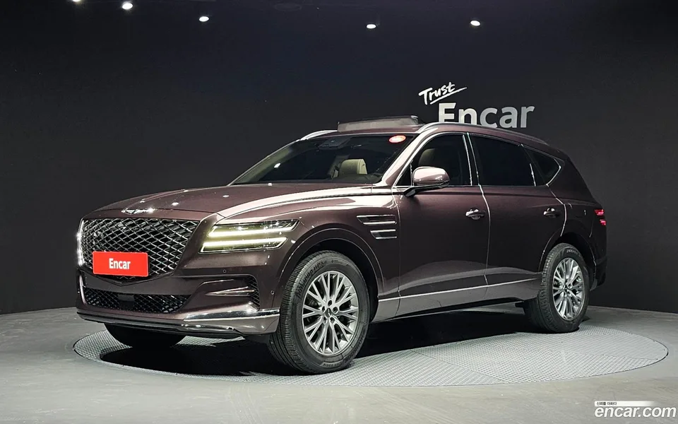 Genesis GV80 2.5T 2WD 2023 — photo 1, buy with delivery to Moscow