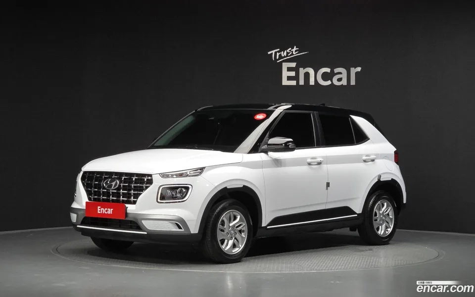 Hyundai Venue 1.6 2022 — photo 1, buy with delivery to Moscow