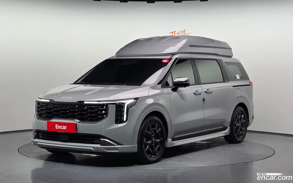 Kia Carnival HEV 9 () 2025 — photo 1, buy with delivery to Moscow