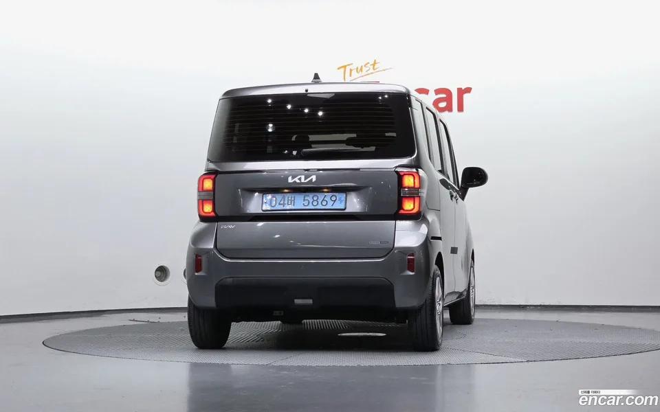 Kia Ray EV 2023 — thumbnail 4