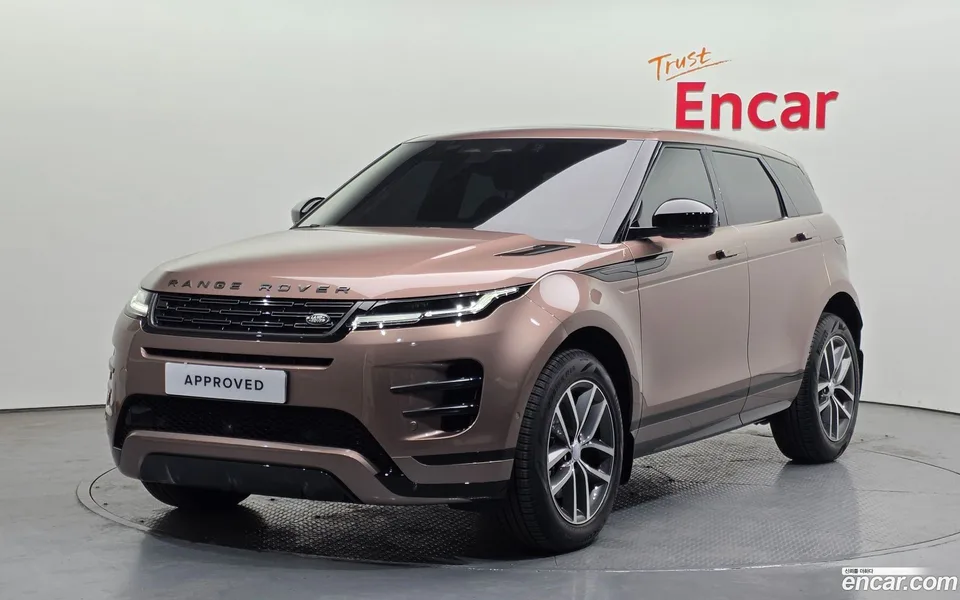Land Rover Range Rover Evoque P250 SE 2026 — фото 1, купить с доставкой в Москву