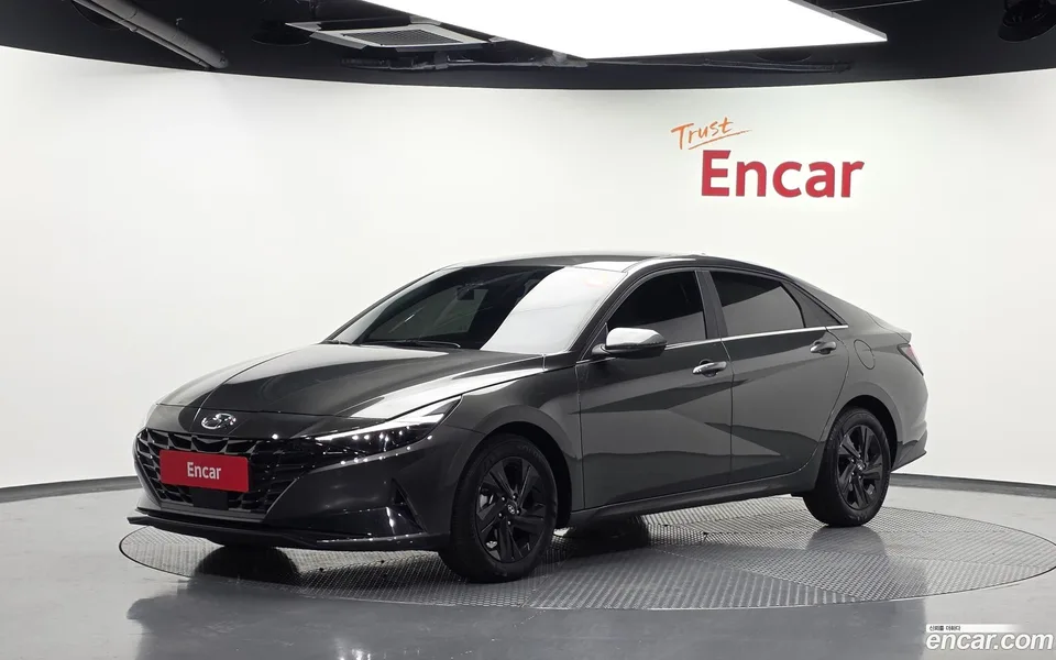 Hyundai Avante 1.6 2023 — photo 1, buy with delivery to Moscow