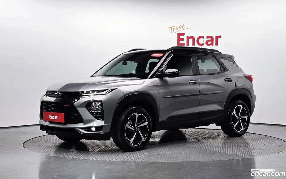Chevrolet Trailblazer 1.3 4WD 2022 — фото 1, купить с доставкой в Москву