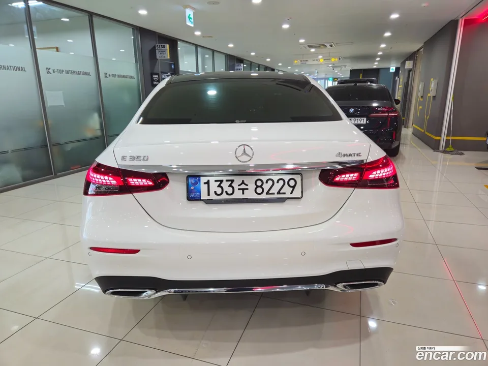 Mercedes-Benz E-Class E350 4MATIC AMG Line 2022 — миниатюра 4