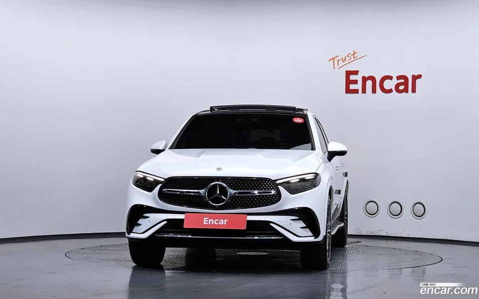 Mercedes-Benz GLC-Class GLC300 4MATIC 2024 — thumbnail 3