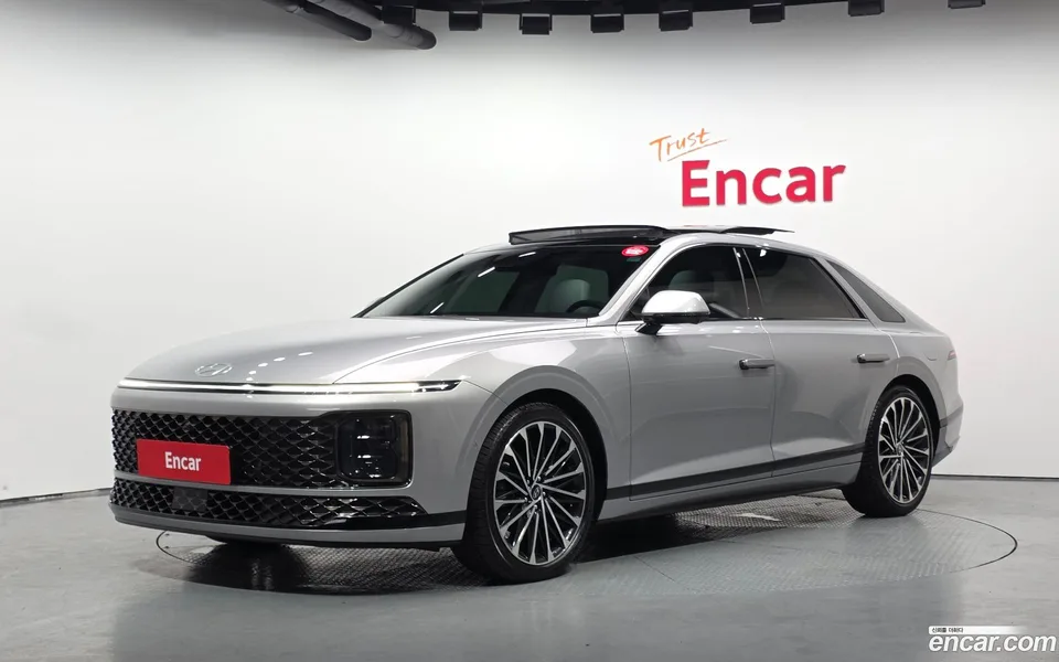 Hyundai Grandeur 2.5 2WD 2023 — photo 1, buy with delivery to Moscow