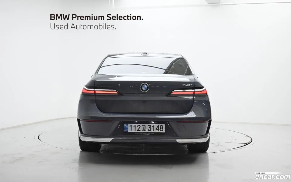 BMW 7 Series 740i sDrive 2023 — thumbnail 4