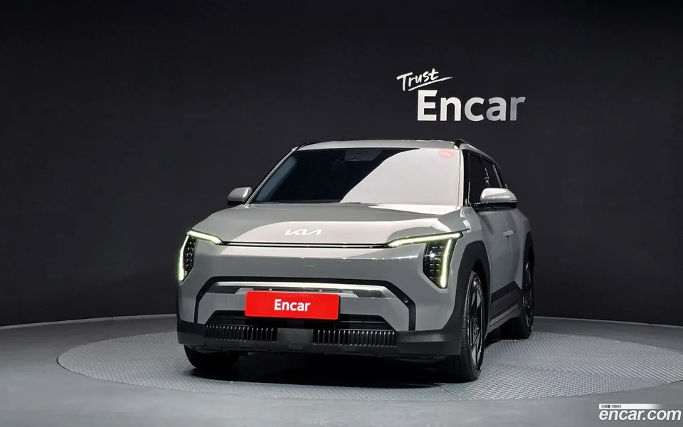 Kia EV3 2WD 2025 — thumbnail 3