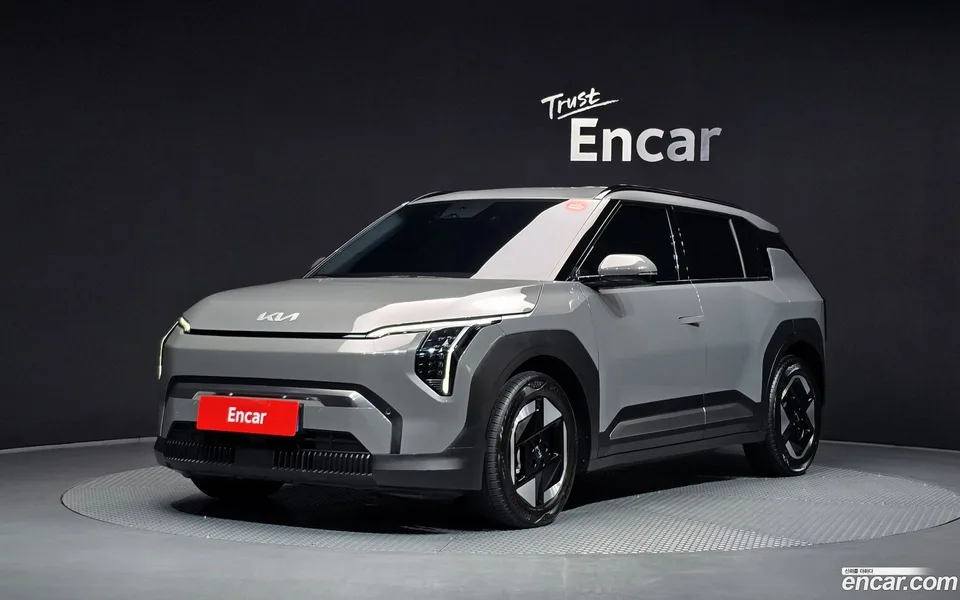 Kia EV3 2WD 2025 — photo 1, buy with delivery to Moscow