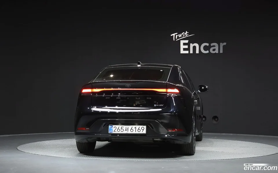 Toyota Prius 2.0 PHEV XSE 2026 — thumbnail 4