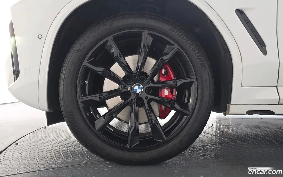 BMW X4 xDrive20i M 2025 — thumbnail 5