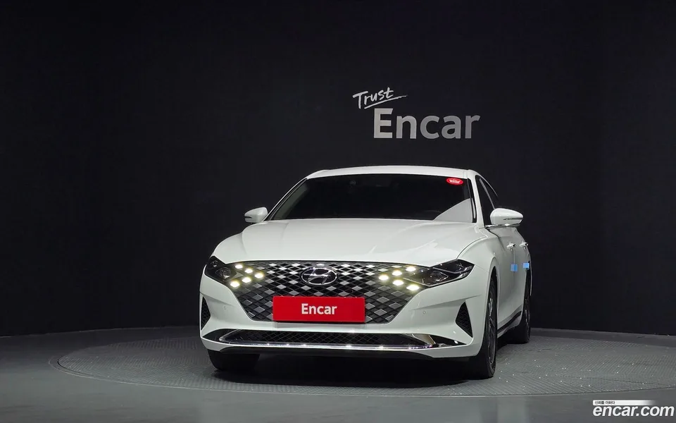 Hyundai Grandeur IG 3.0 LPi () 2022 — thumbnail 3