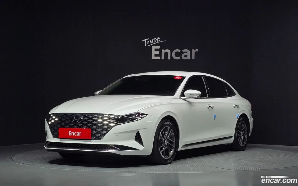 Hyundai Grandeur IG 3.0 LPi () 2022 — photo 1, buy with delivery to Moscow
