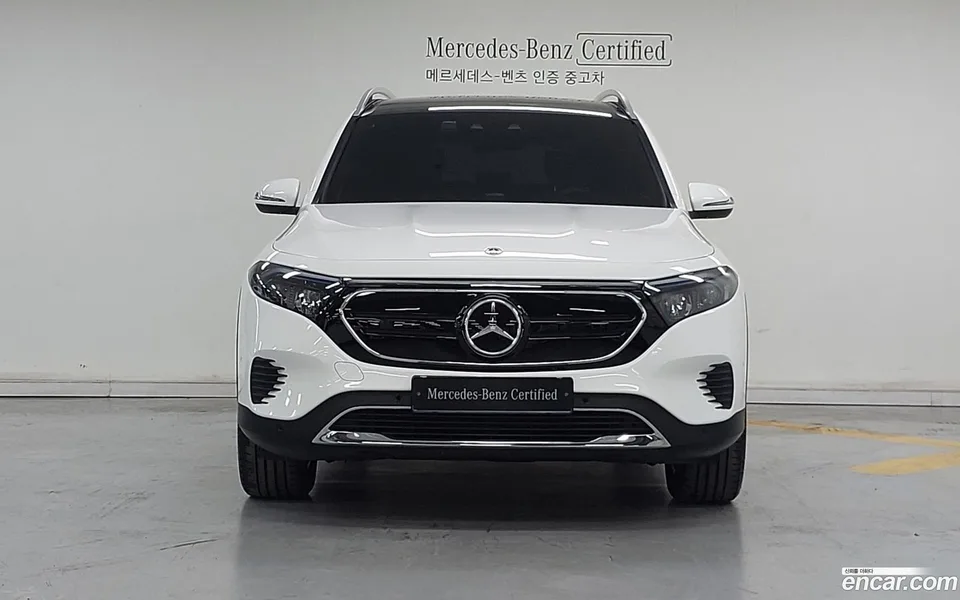 Mercedes-Benz EQB EQB300 4MATIC 2023 — thumbnail 3