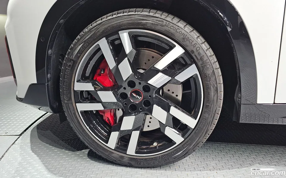 MINI Cooper S Countryman ALL4 JCW 2025 — thumbnail 5