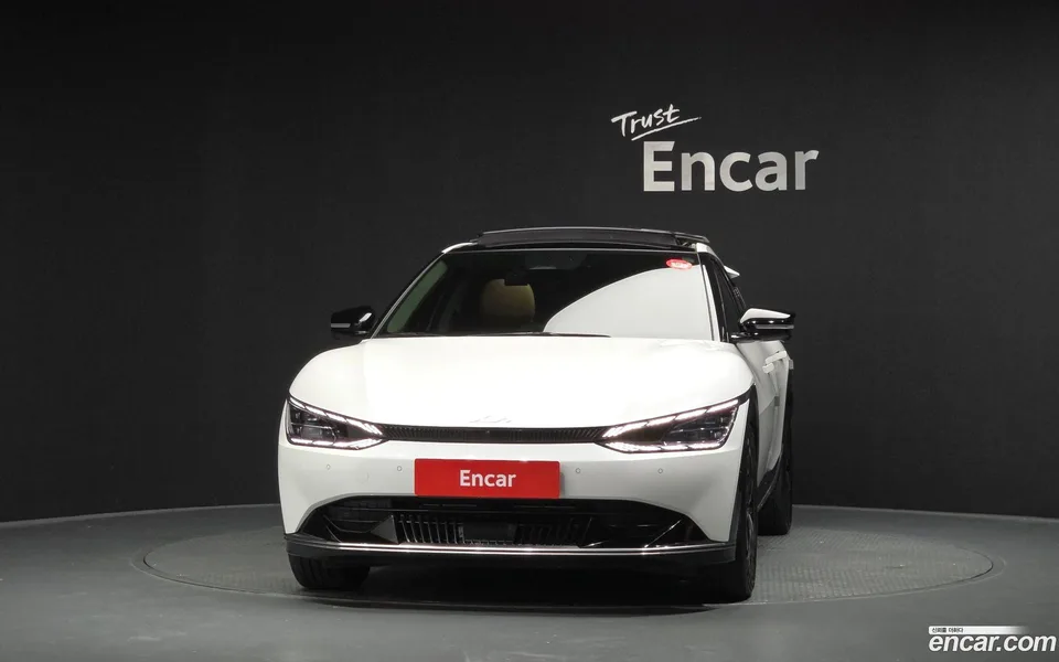 Kia EV6 4WD 2023 — thumbnail 3
