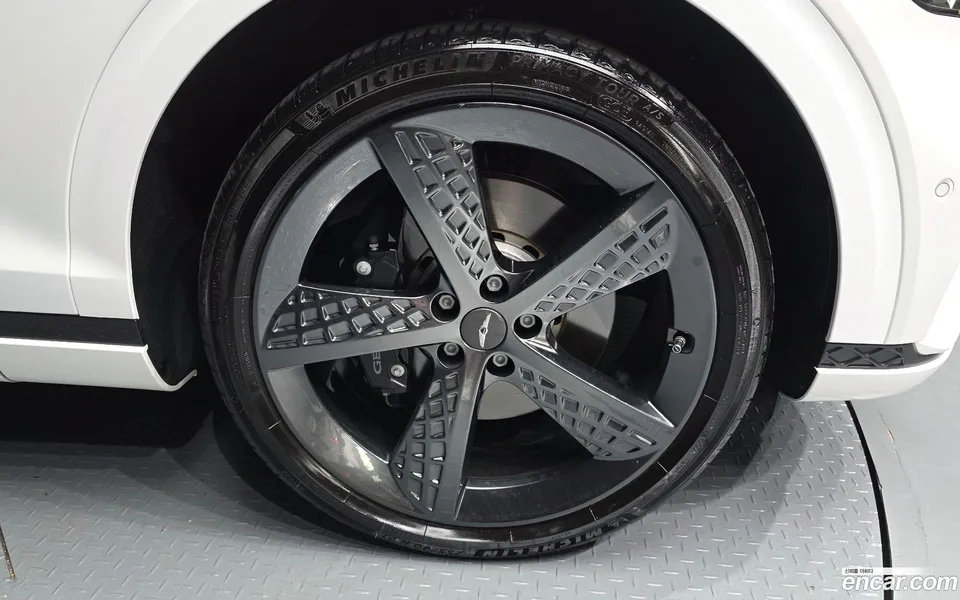 Genesis GV70 2.5T 2WD 2022 — thumbnail 5