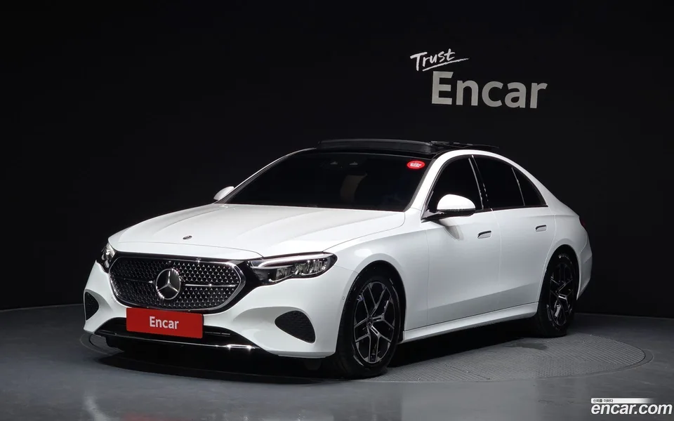 Mercedes-Benz E-Class E200 2025 — photo 1, buy with delivery to Moscow