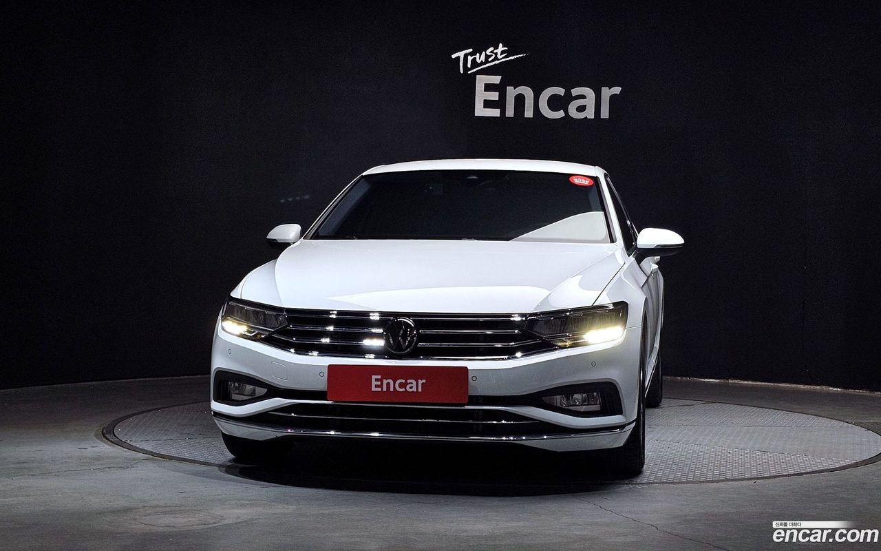 Volkswagen Passat GT 2022 — 3