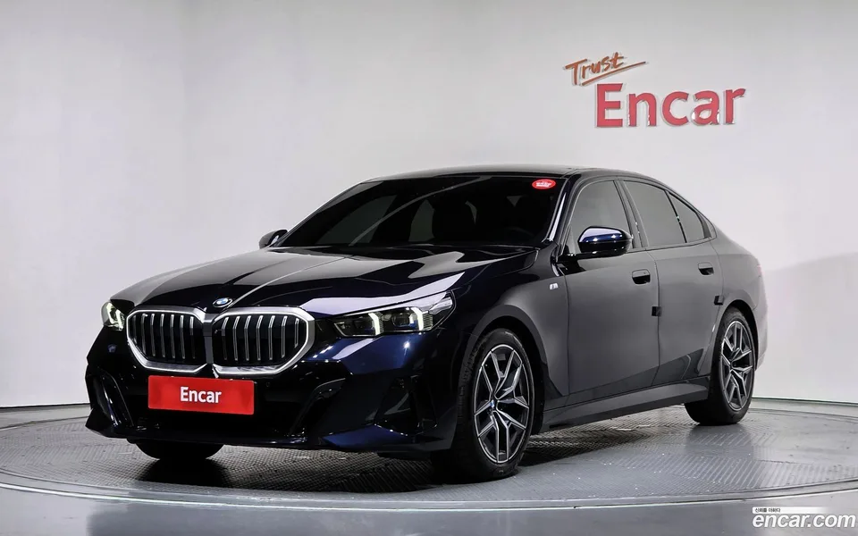 BMW 5 Series 2024