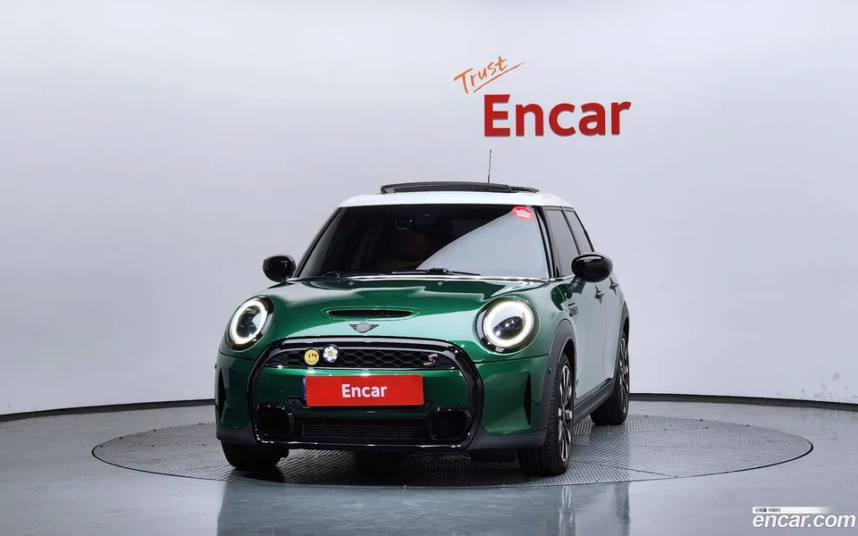MINI Cooper S 5 2022 — thumbnail 3