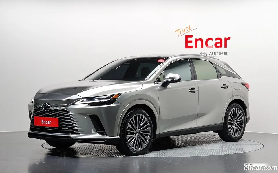 Lexus RX 350h 2023 — photo 1, buy with delivery to Moscow