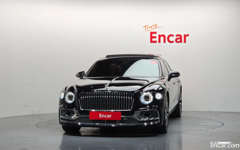 Bentley Flying Spur 4.0 2023 — thumbnail 3