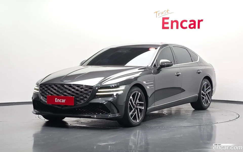 Genesis G80 2.5 AWD 2024 — photo 1, buy with delivery to Moscow
